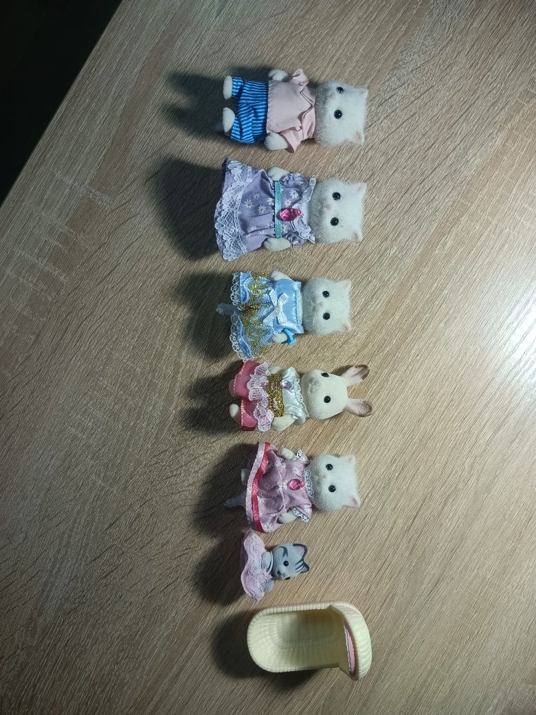 Sylvanian Families фигурки кошки хорошее состояние
