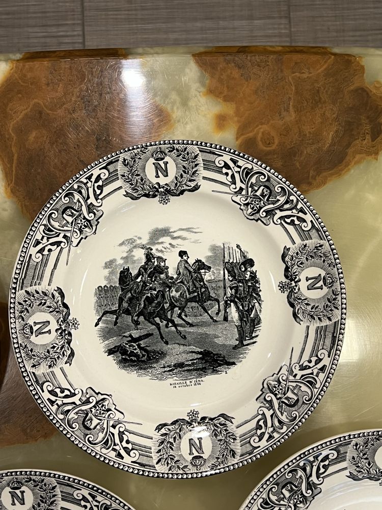 Колекційні тарілки -легендарна серія-Napoleon Boch Freres La Louviere