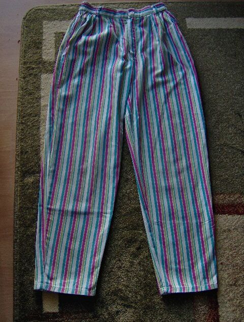 Fajne spodnie w kolorowe paseczki paski prążki dla dziewczynki 128