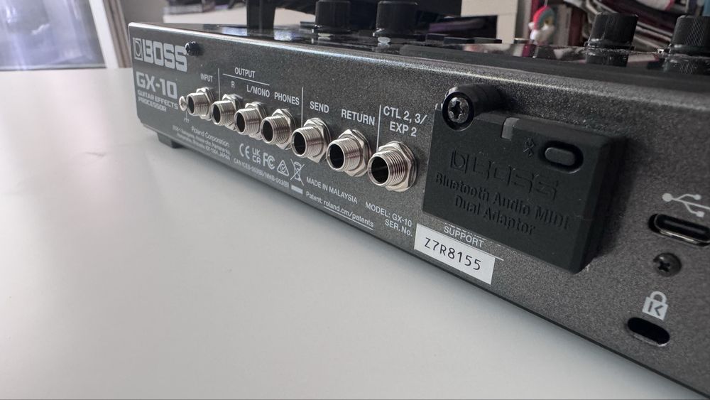 Efekt gitarowy Boss GX-10 + dodatki, na gwarancji