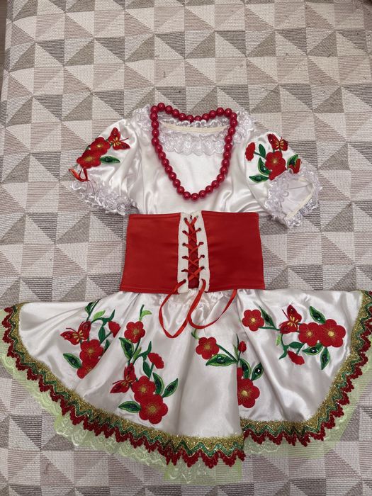 Український костюм для дівчинки
