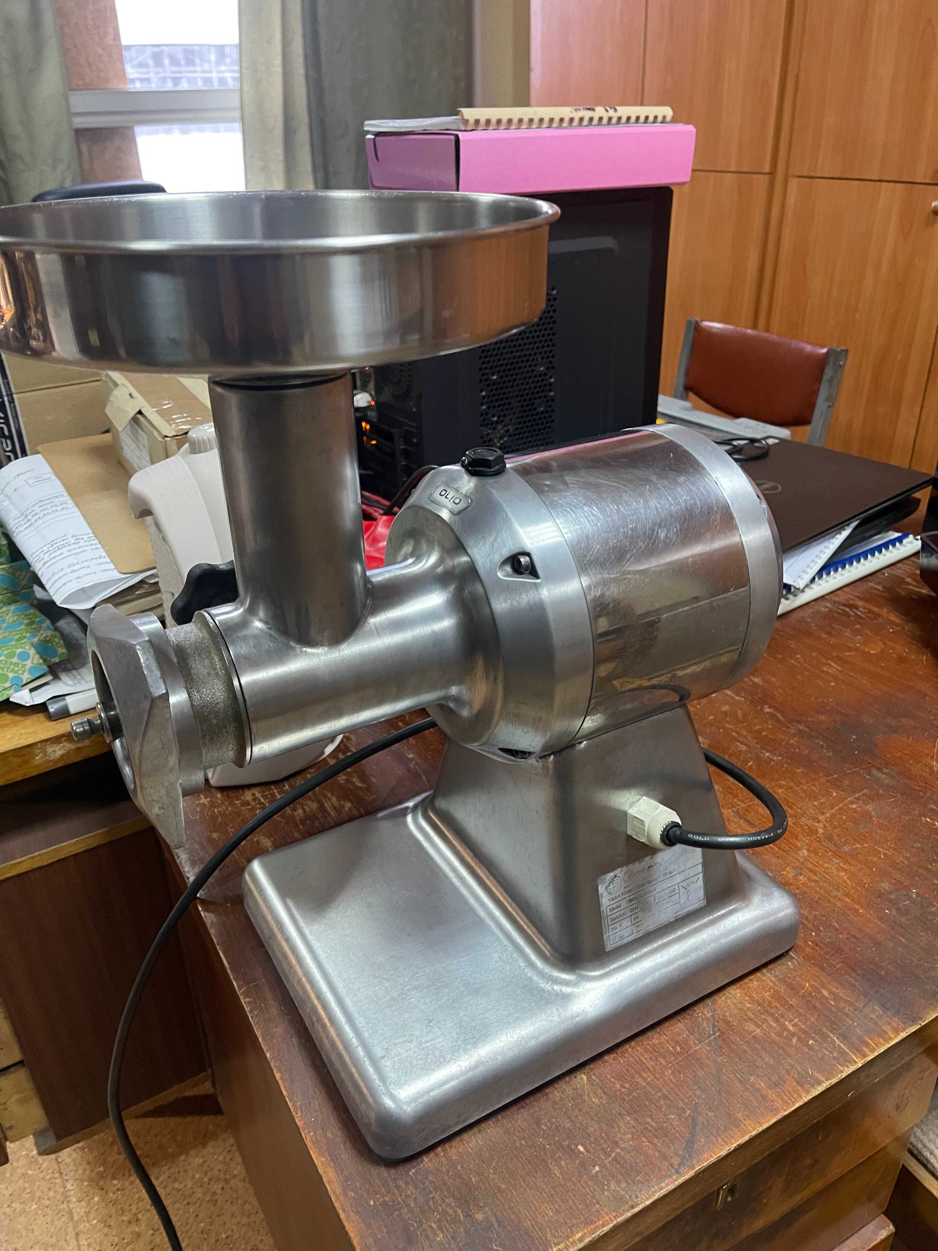 Продам мясорубку промышленную FIMAR TR 12/S 1PH