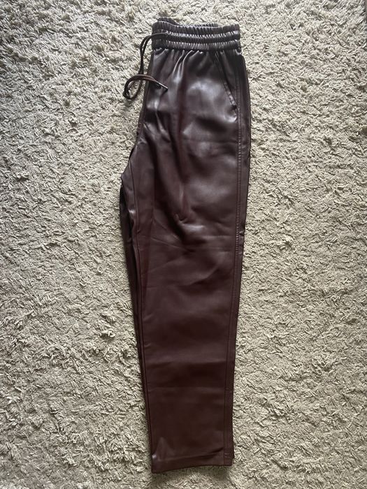 Шкіряні штани (кожзам) Promod, розмір 40