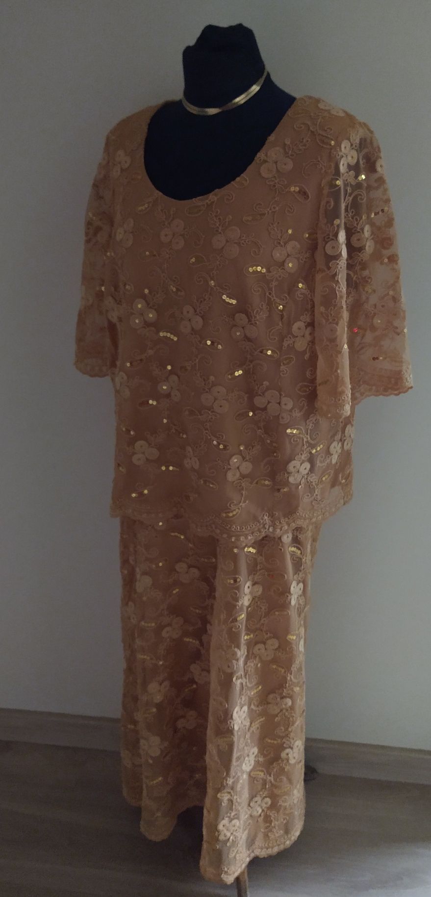 Elegancka sukienka 2-częściowa koronka roz.46