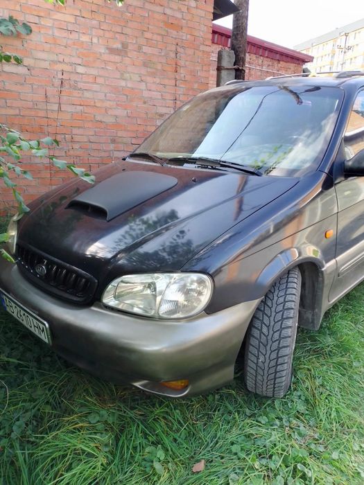 Минивен KIA karnival  мінівен сім мість