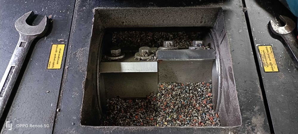 Młyn Młynek Stiler do Tworzyw sztucznych ,kabli ,papieru itp. 4 kW