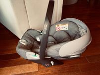 Fotelik rozkładany Cybex Cloud Z2 i-Size Plus kolor Grey