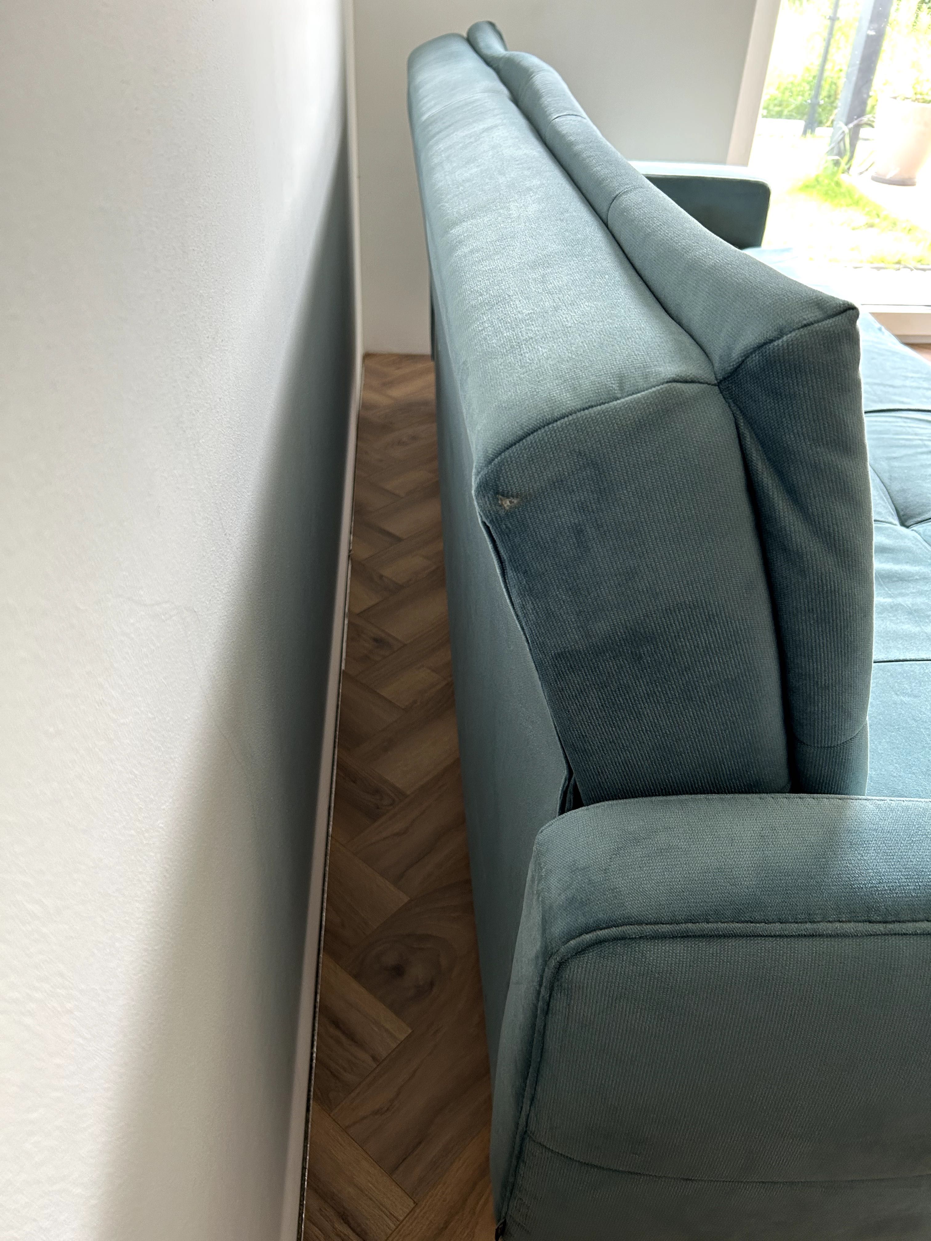 Sofa Kanapa rozkładana z funkcją spania i pojemnikiem na pościel