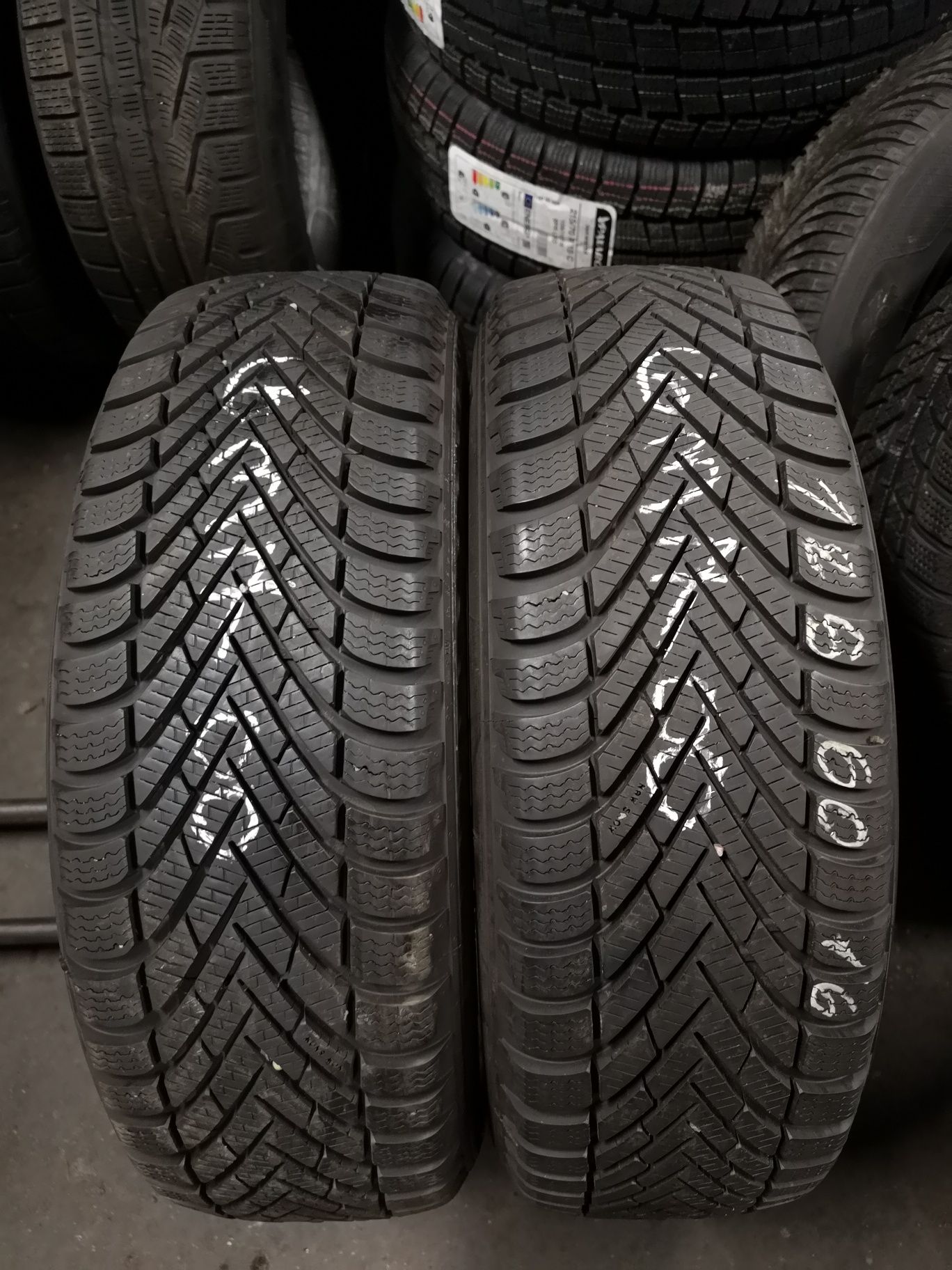 Opony zimowe 185/60/16 Pirelli 2szt 7,8mm 2018r