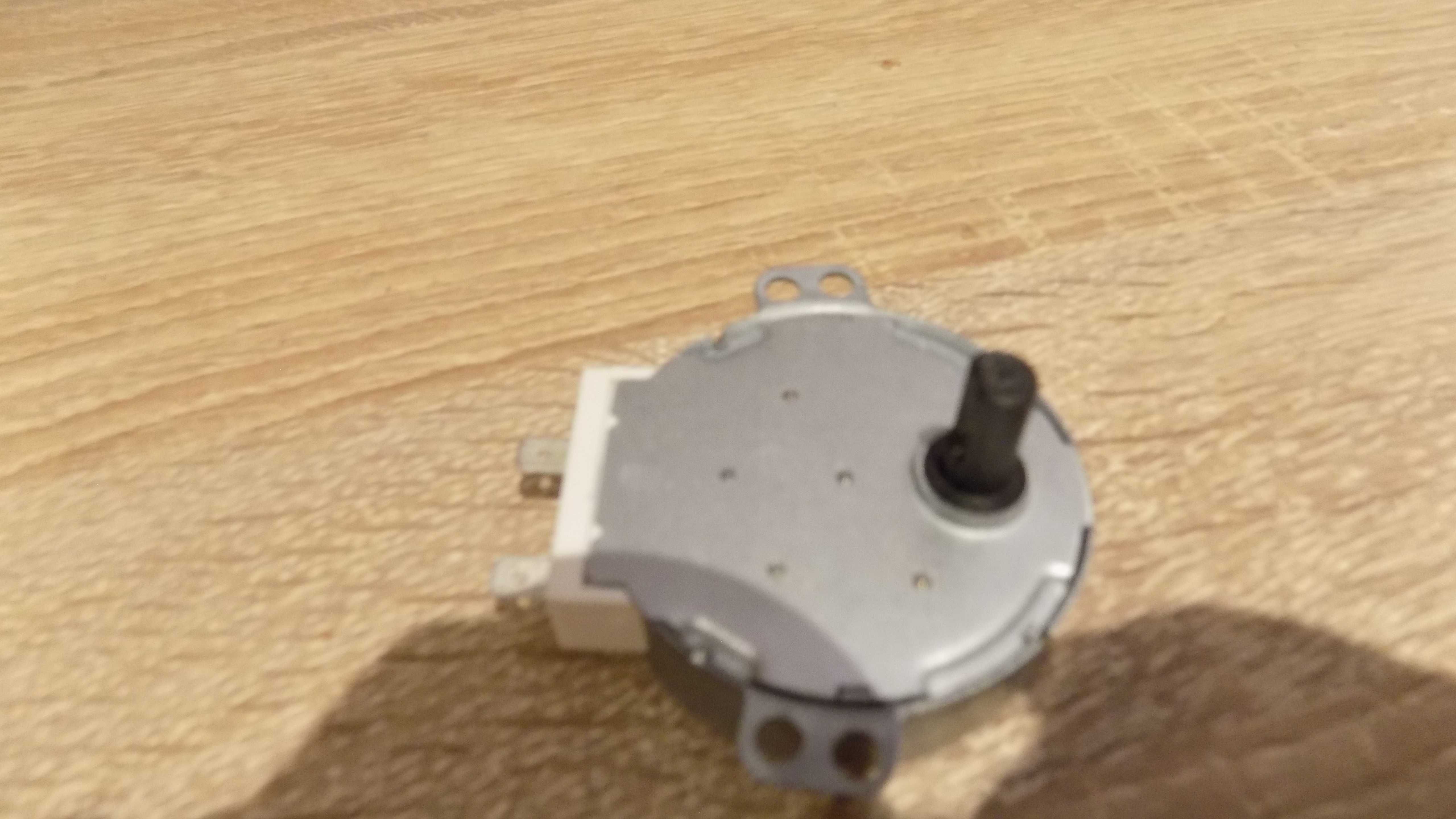 silnik talerza mikrofali Galanz SM 16E