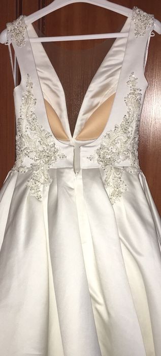 весільна сукня, Eva Lendel, силует принцеса, колекція 2019