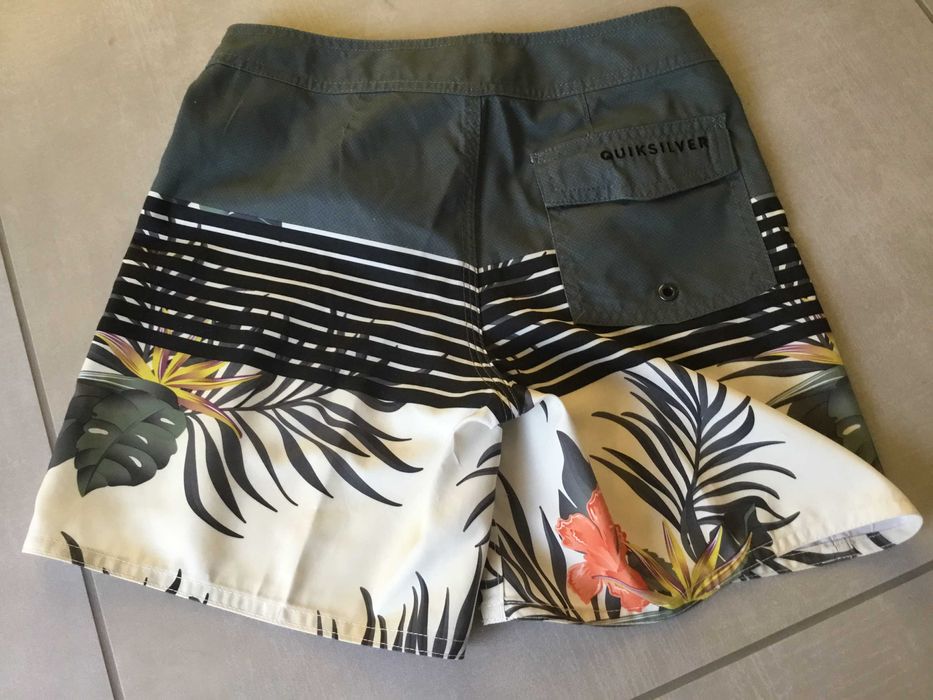 Szorty kąpielowe Quiksilver Everyday Lightning rozmiar 24