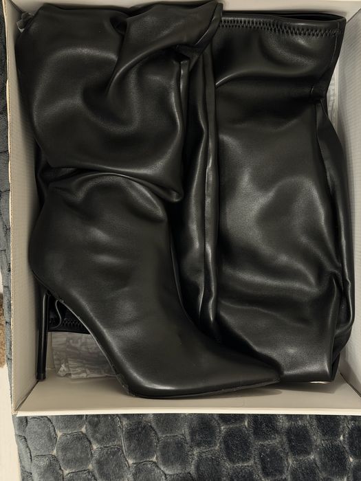 Ботфорди на шпильці шкіряні