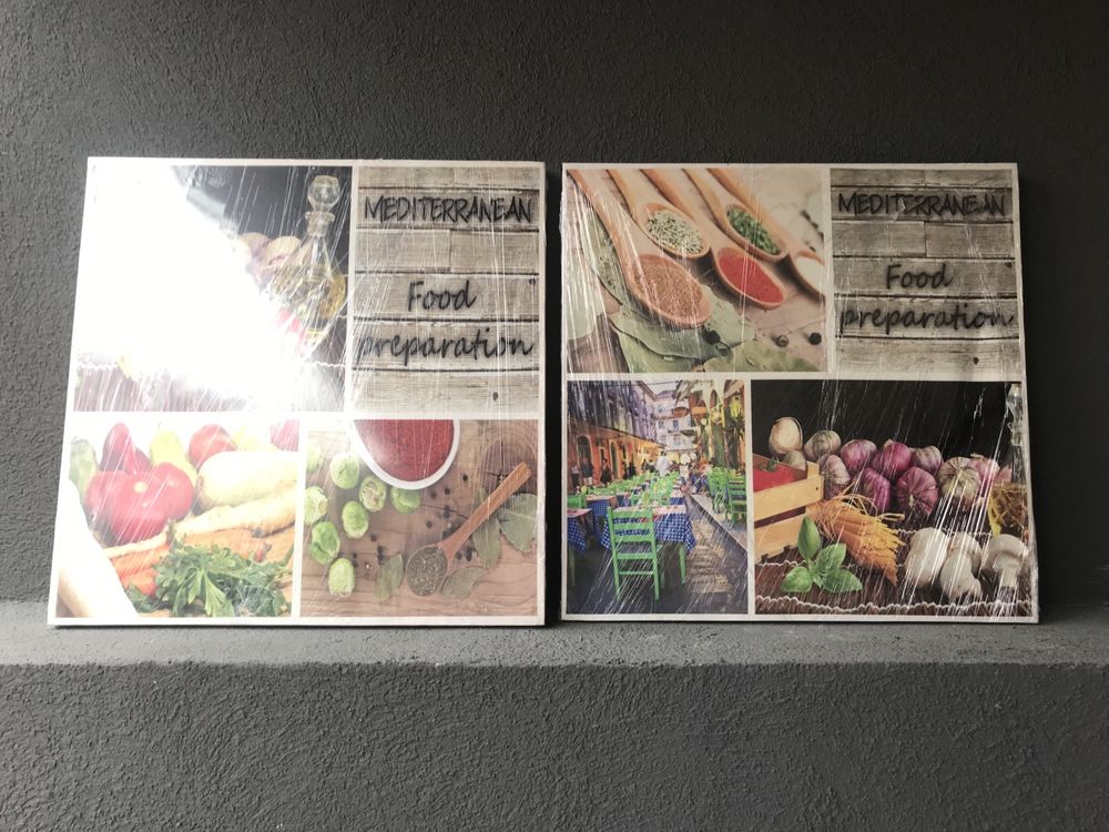 Dois quadros com motivos de comida
