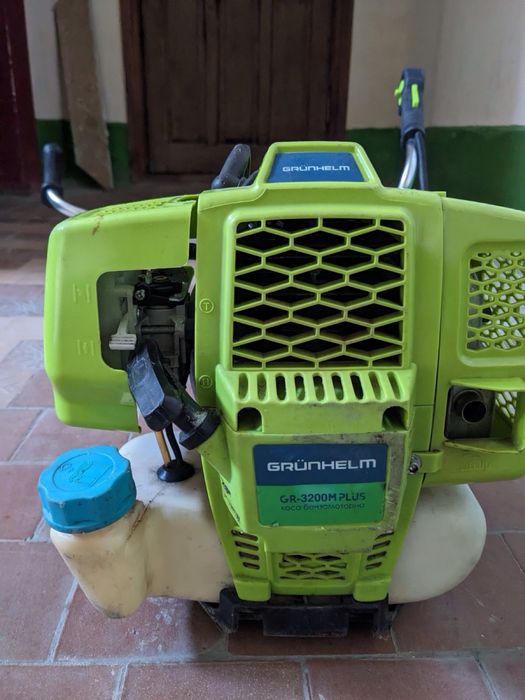 Бензокоса Crunhelm