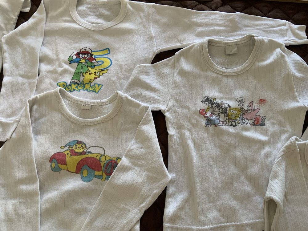Conjunto de 5 camisolas interiores menino 4 anos