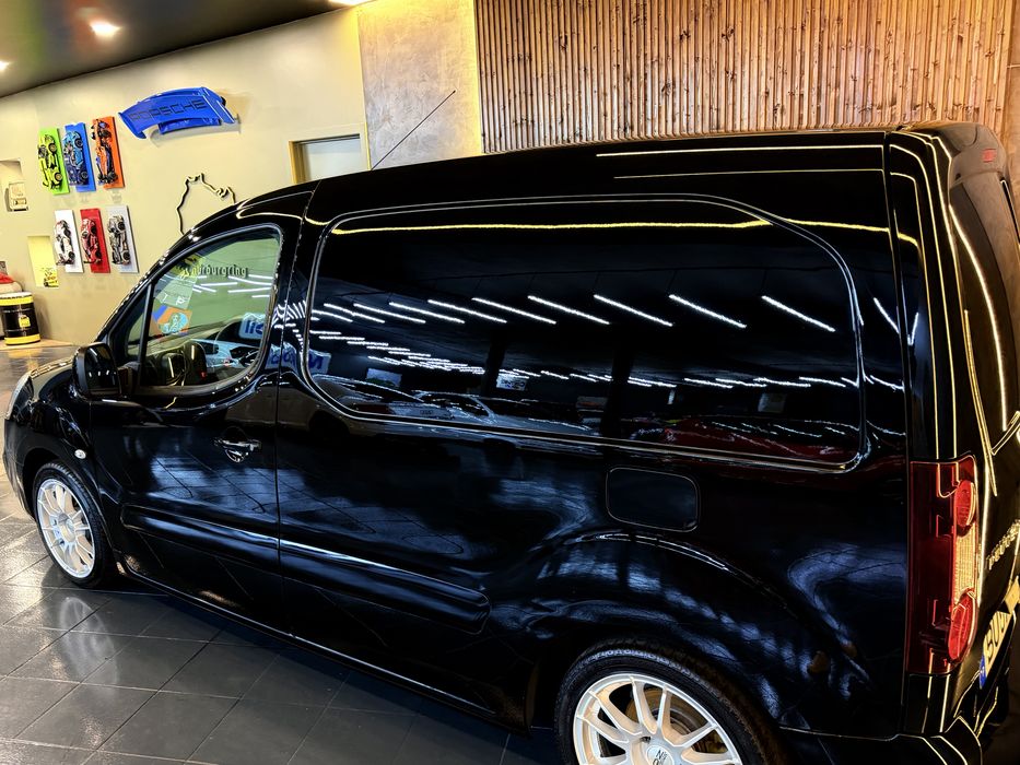 Peugeot Partner 1.6D 100cv Auto - IVA DEDUTÍVEL - 3 lugares