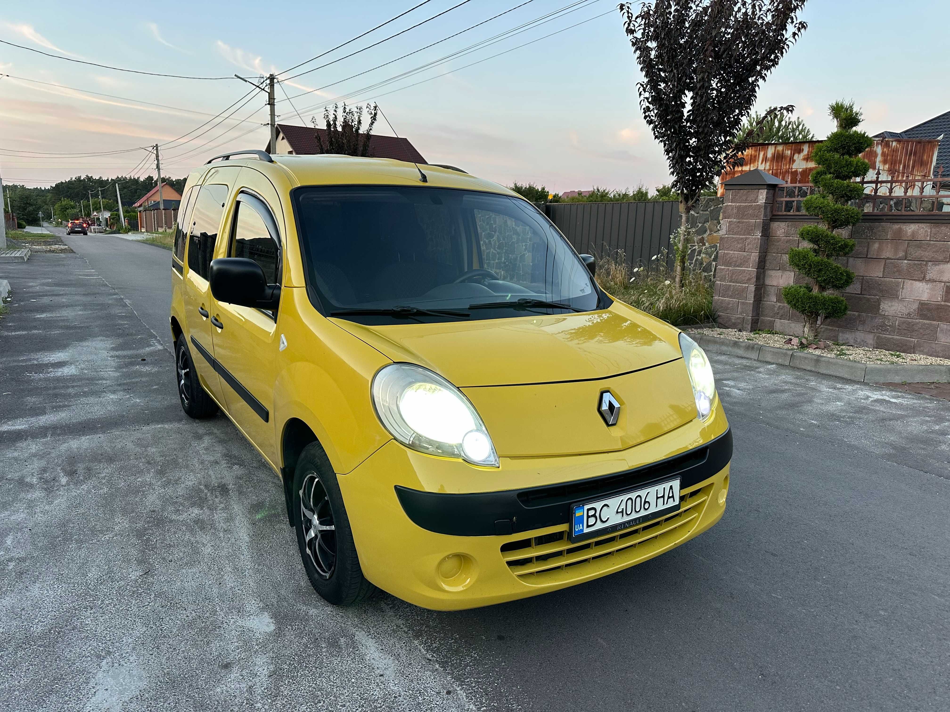 Renault Kangoo 2009 Оригінальний пасажир