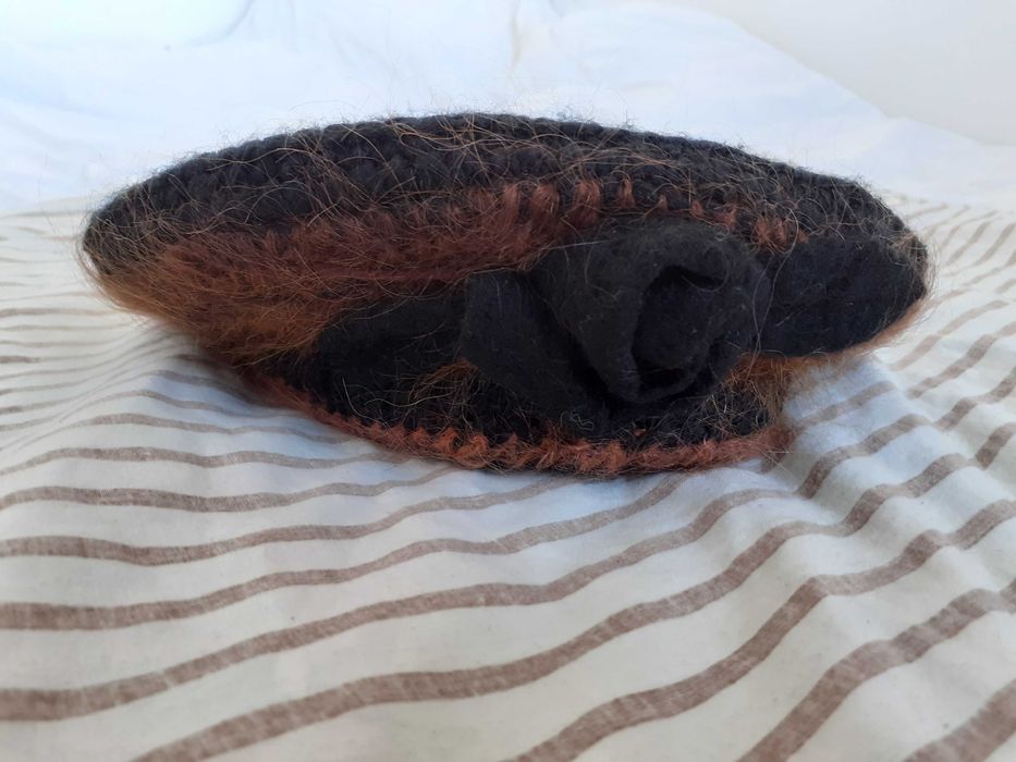 Cudowny wełniany kaszkiet brązowy czarny IDEALNY pomarańczowy