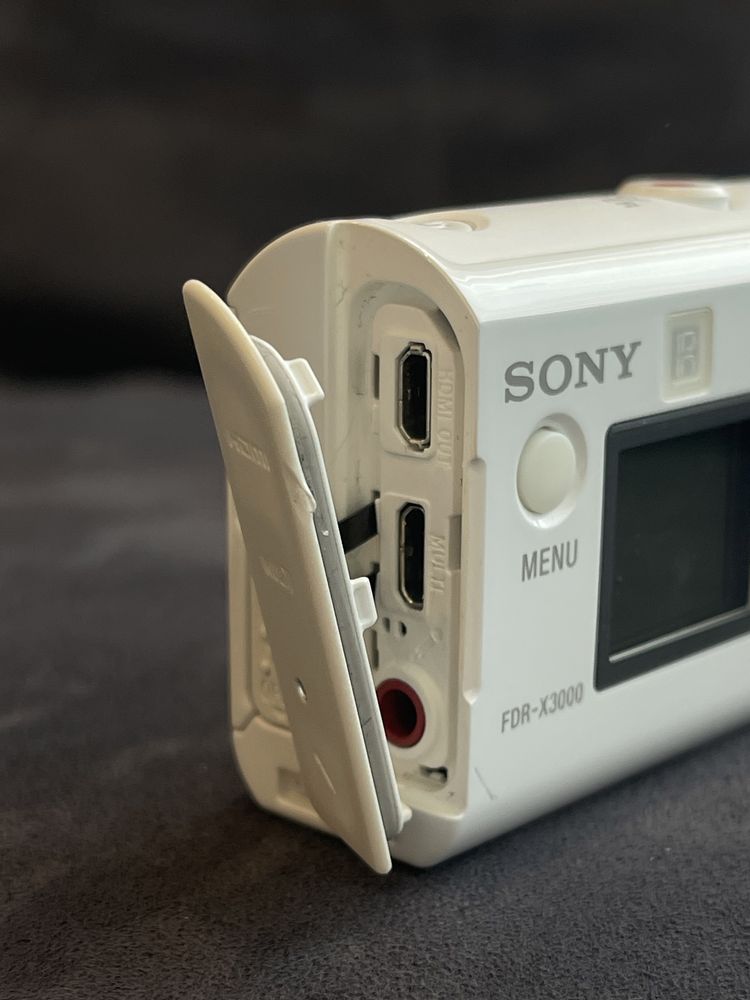 Sony x3000R 4K action camera