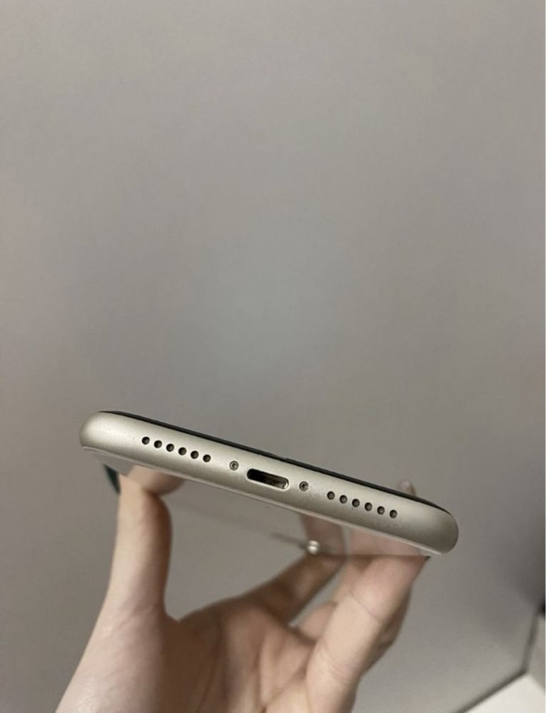 Bardzo zadbany iPhone 11, 64GB