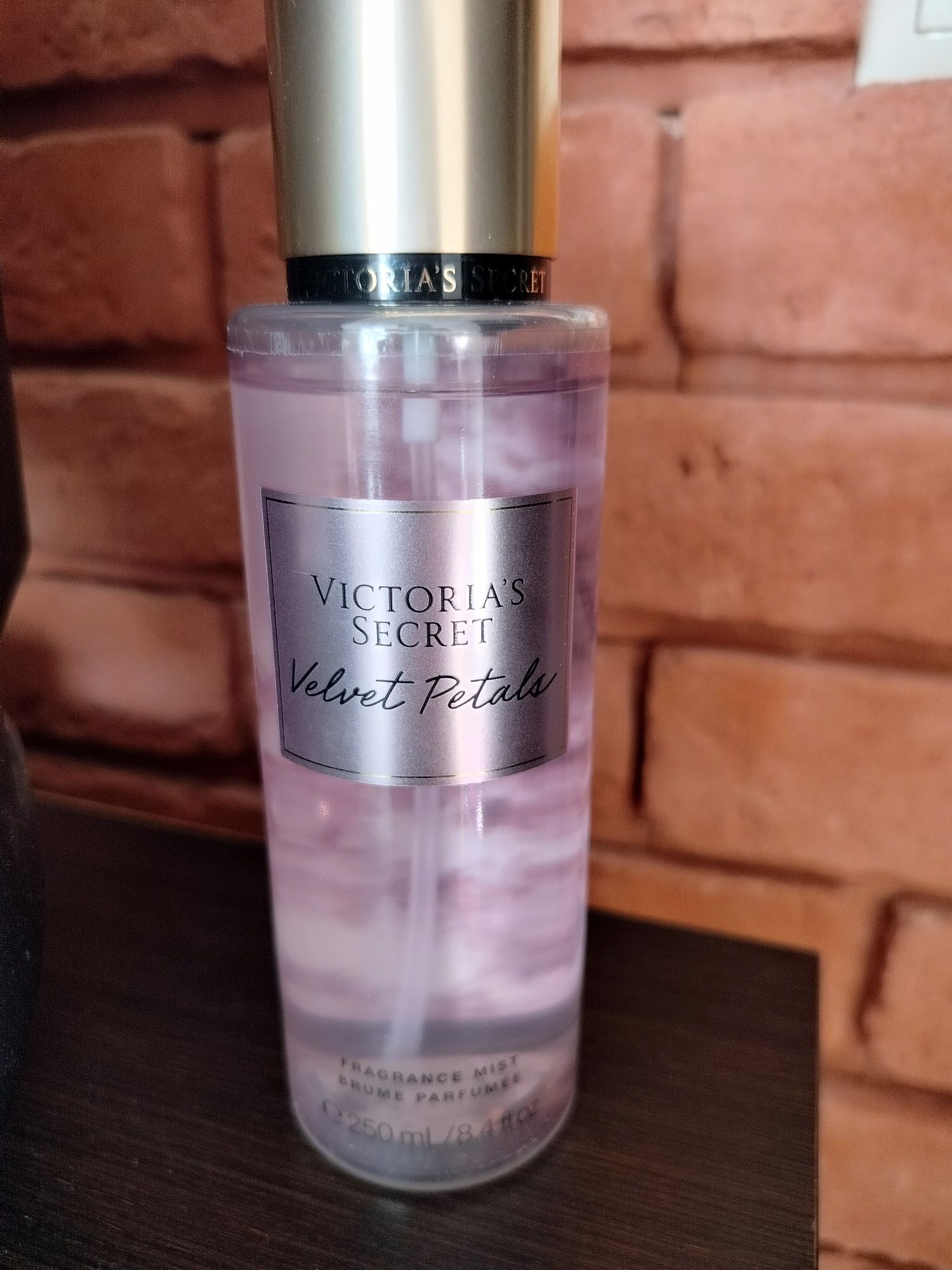Mgiełka Victoria's Secret Velvet Petals 250 ml