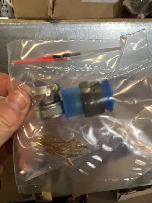 Продам роз’єми нові