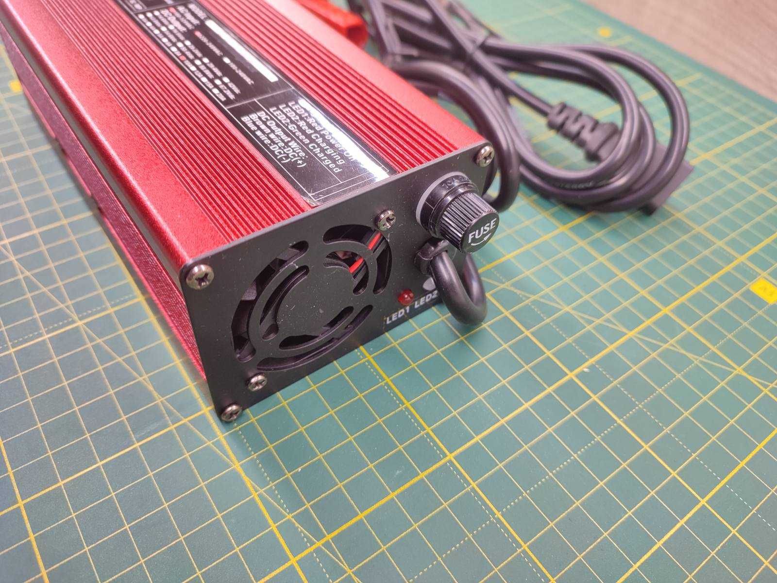 Зарядное устройство для 6S Li-Ion 25,2 вольта 10А