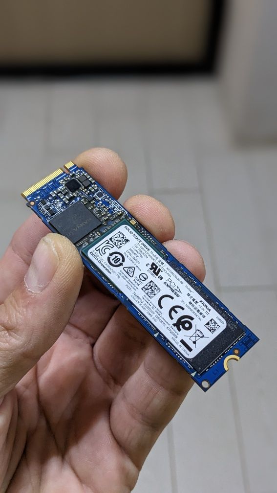 SSD для сервера Supermicro 256GB NVMe M.2/Kioxia XG6