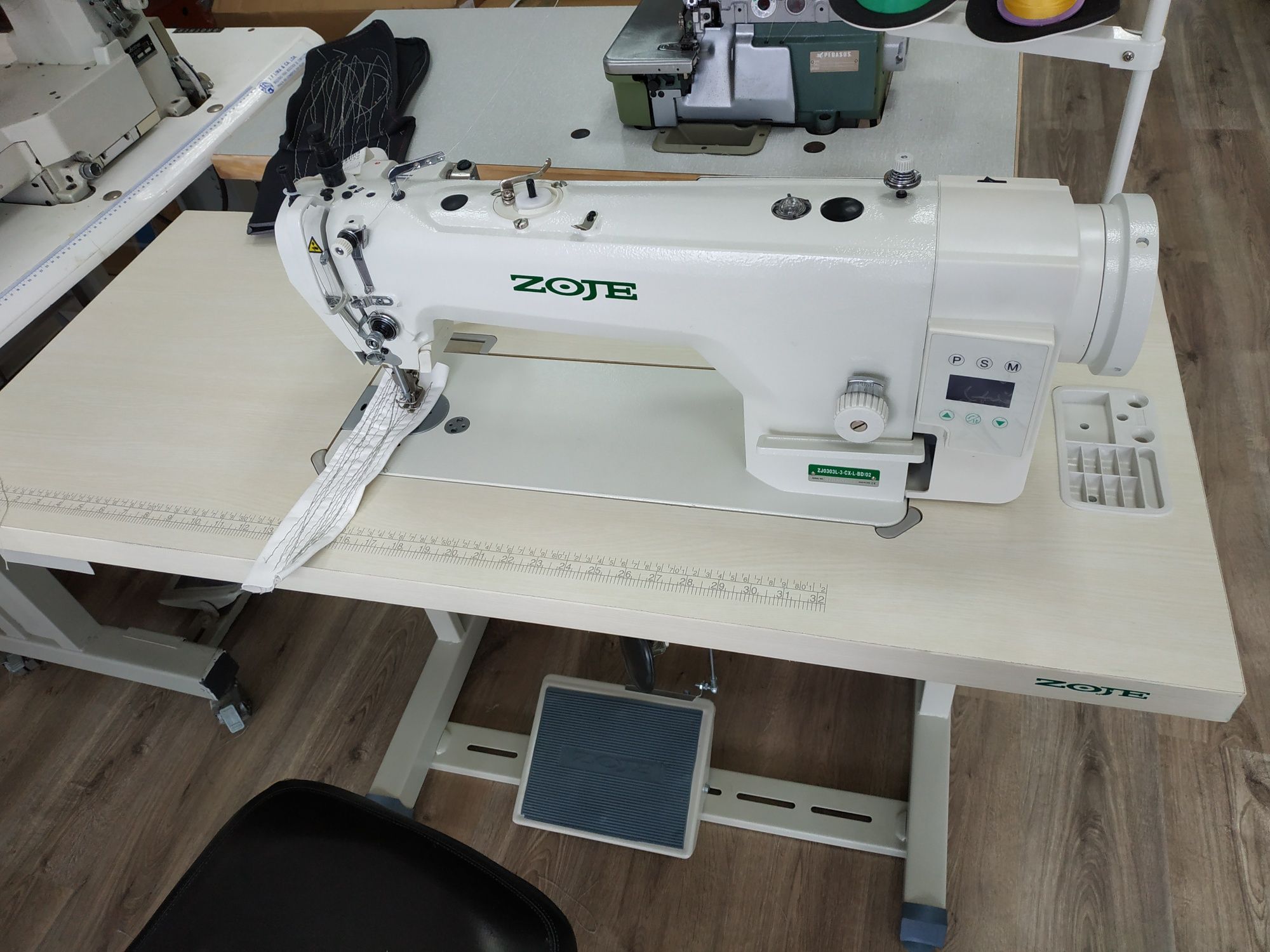 Máquina Triplo Arrasto ZOJE ZJ0303L-3-CX-L-BD / 02