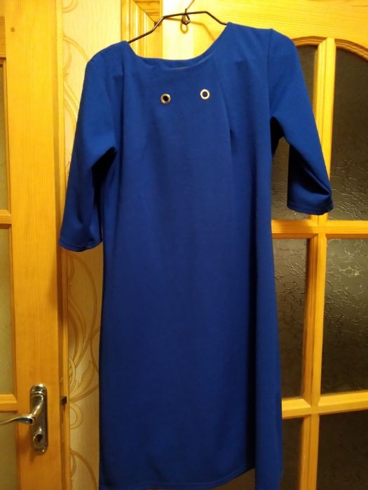 Продам сукню синього кольору