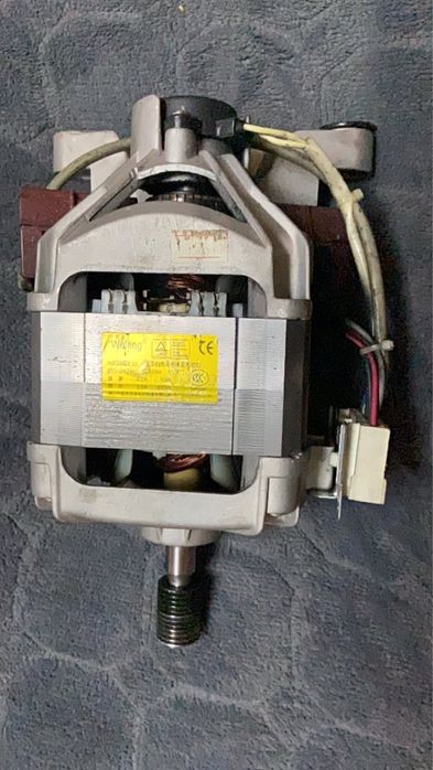 мотор від  пральної машини LG