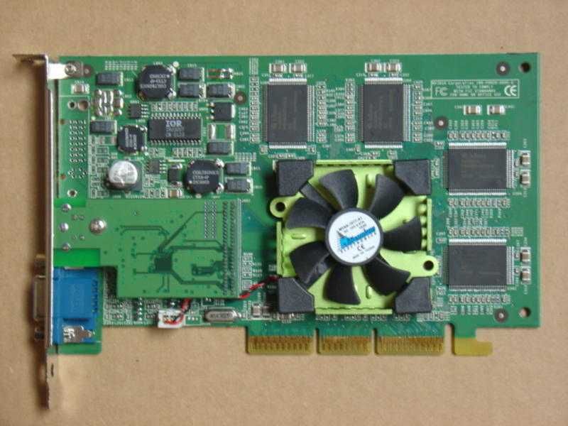 Placa Gráfica Nvidia Geforce NV15, 32 Mb, Dual VGA, AGP - vintage
