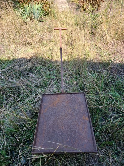 Продам металеву тачку