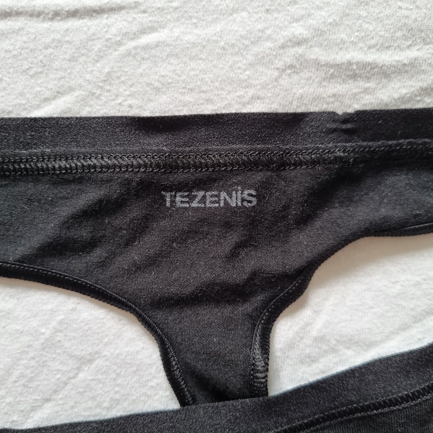 Nowe majtki damskie Tezenis stringi bawełna