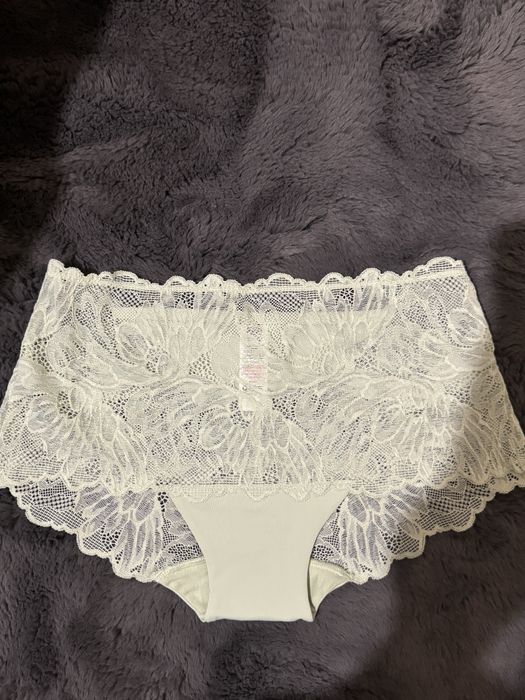 Жіночі трусики фірми f&f