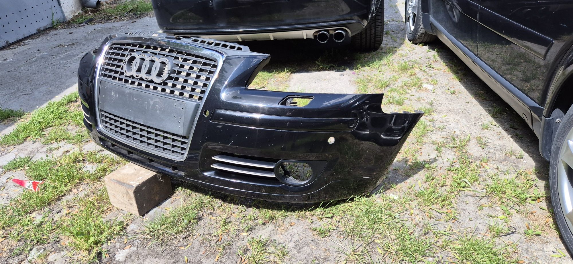 Zderzak audi A3 8P 2005r OEM LZ9Y