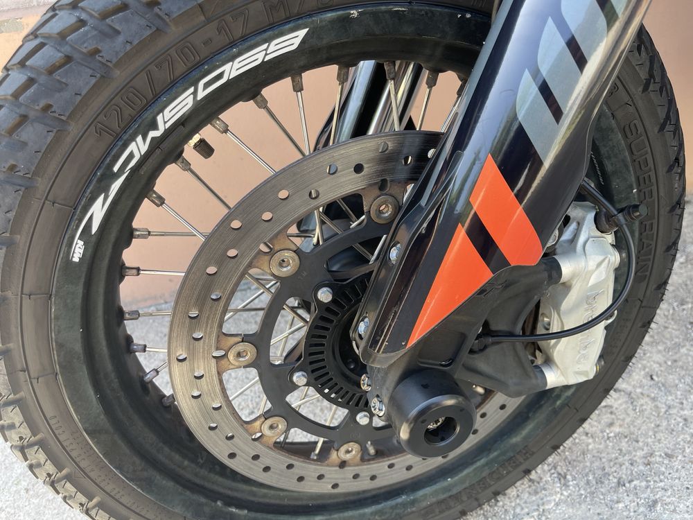 Ktm 690 smc r 2022