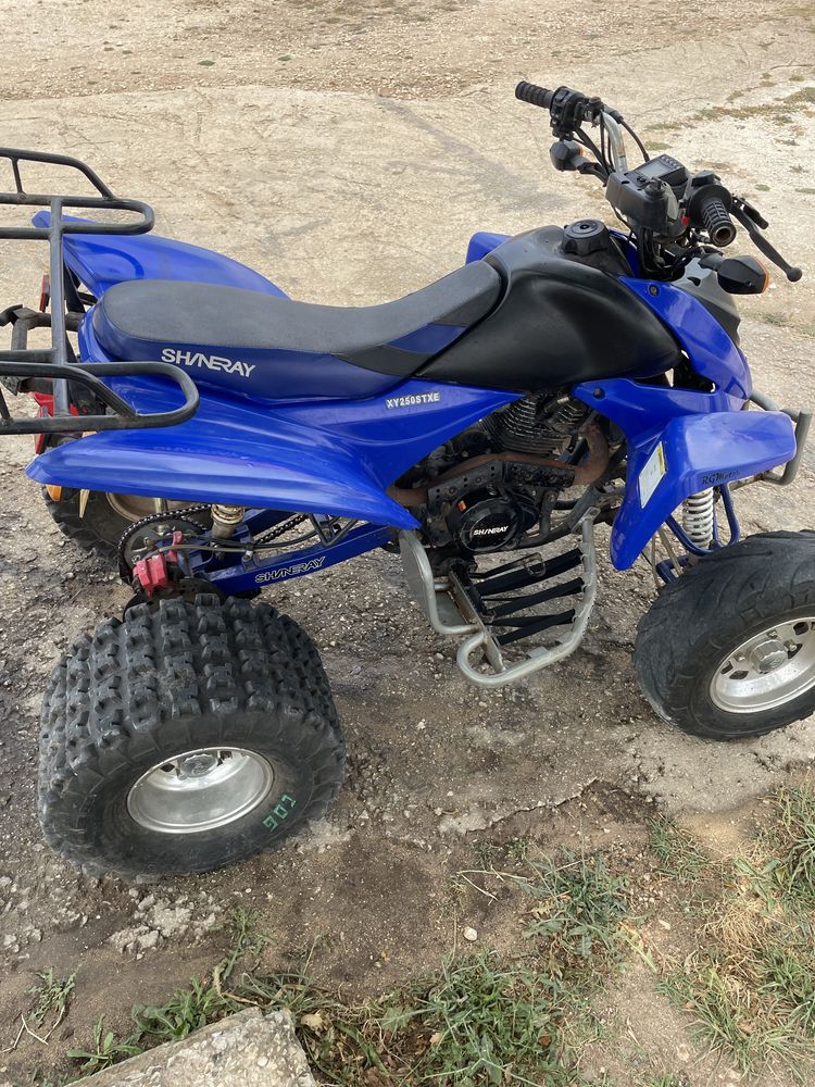 Moto 4 em bom estado