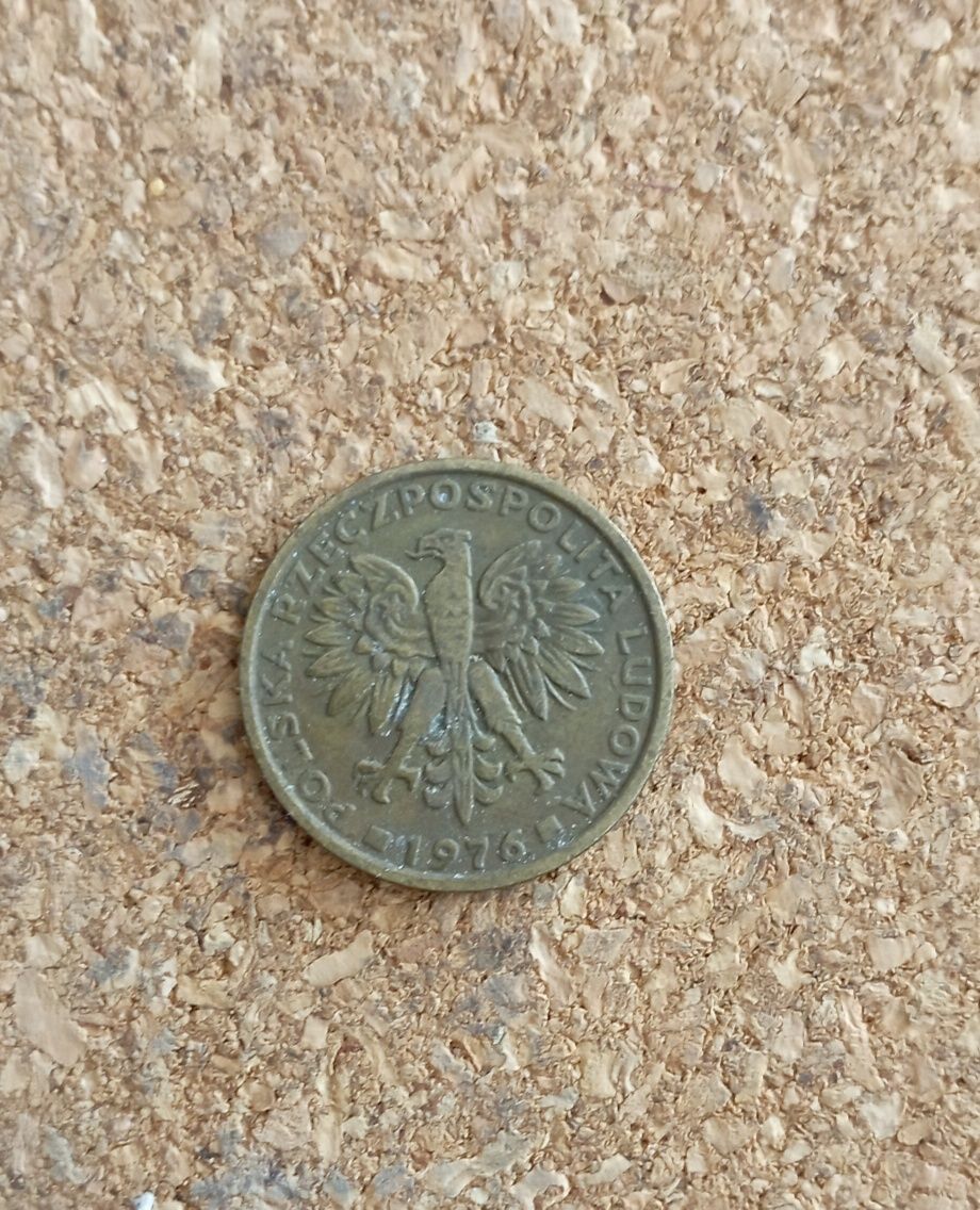Moneta dwa zł. z 1976 r. bzm