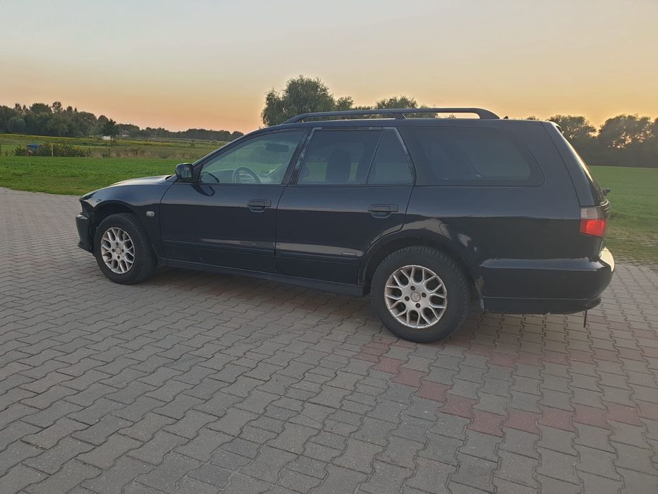 Mitsubishi Galant 2.0 16V klimatyzacja 2002r