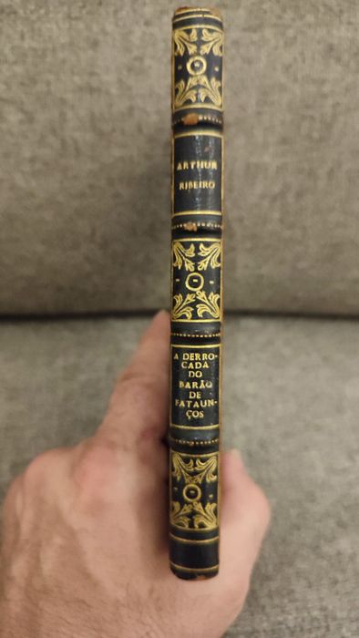 Arthur Ribeiro - A Derrocada do "Barão de Fatuanços"