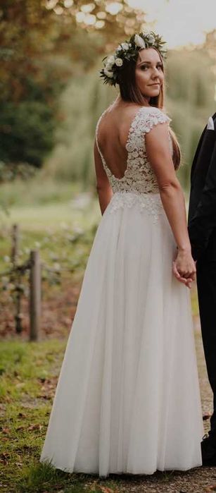 Suknia ślubna rozmiar S stan idealny + welon + pokrowiec+ wieszak