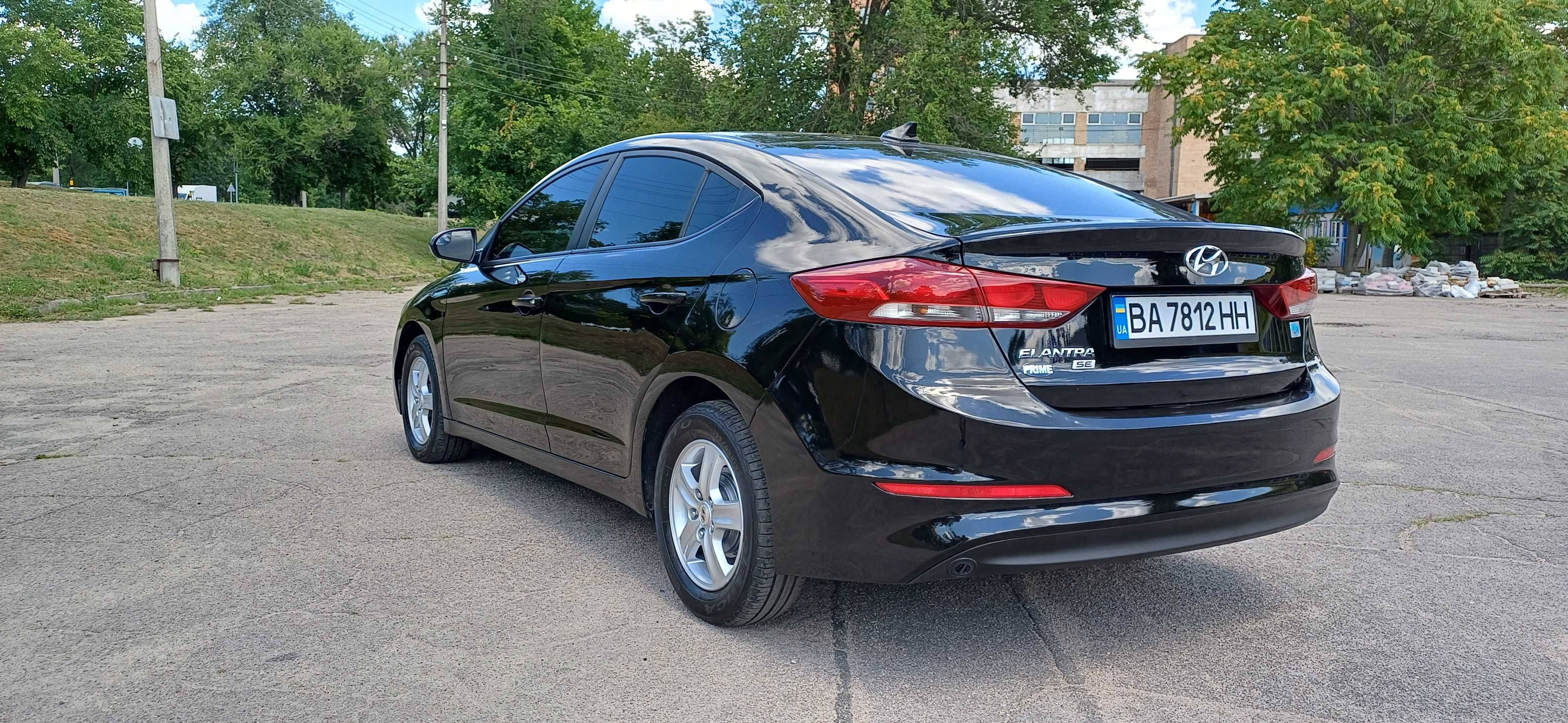 Hyundai Elantra 2.0 ГАЗ-Бензин автомат у відмінному стані