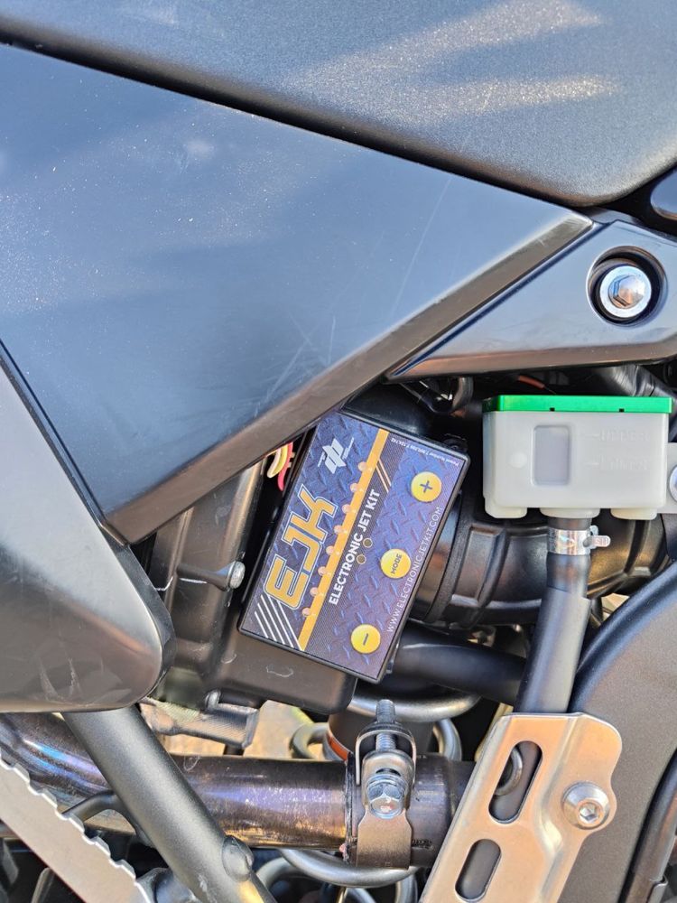 Продам Kawasaki KLX 300 SM 2020 года выпуска