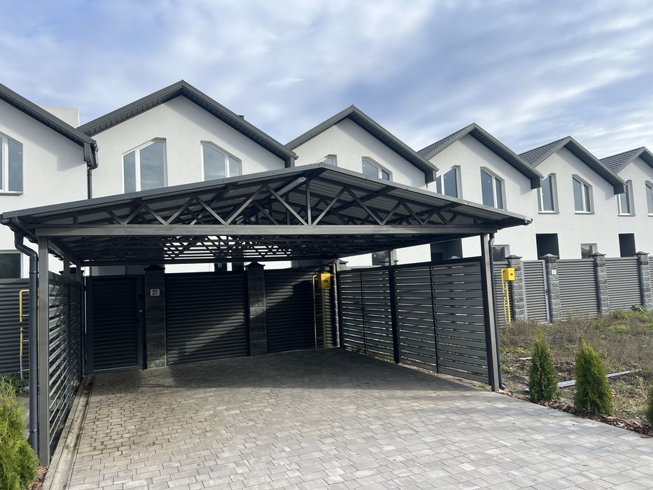 Таунхауси на Криничній