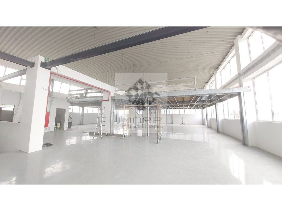 Armazém no Prior Velho - 800m2