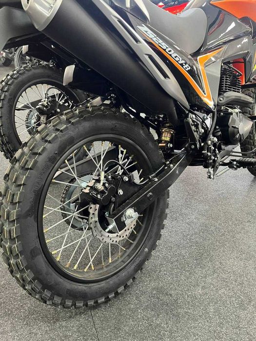 Мотоцикл ZONSEN XR 250 ZS250GY-8