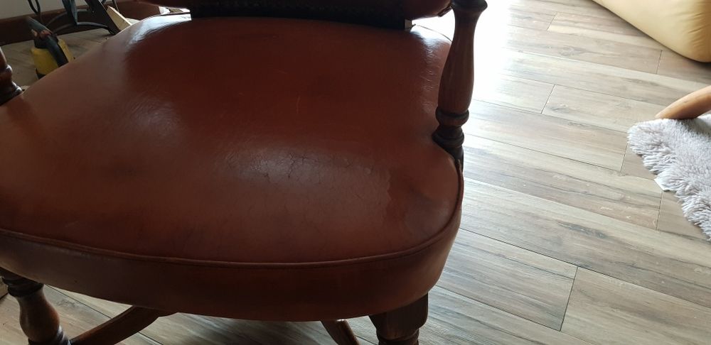 Piękny stylowy fotel skóra ,firmy ARTIFORT