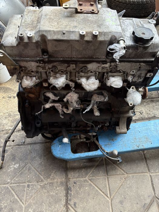 Silnik mitsubishi pajero III 3.2 did 4m41 00-06r słupek